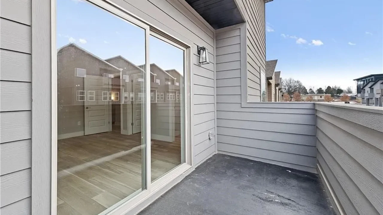 2220_Million_Ln_Townhome_for_Sale_Fayetteville_AR_72704_Exterior_Balcony 2220 Million Ln Townhome for Sale Fayetteville, AR 72704 - Exterior Balcony