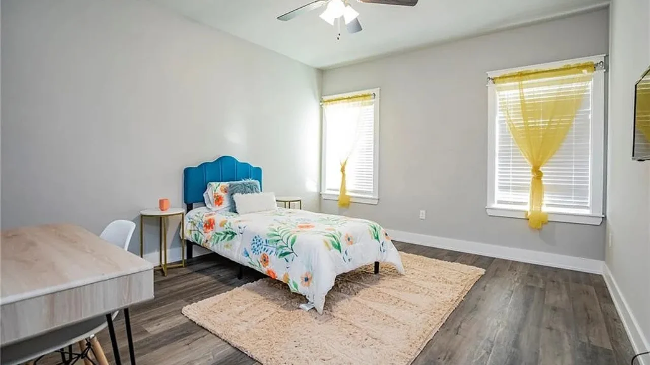 2578 N Ward Dr, Fayetteville, AR Townhome for Sale - Guest Bedroom