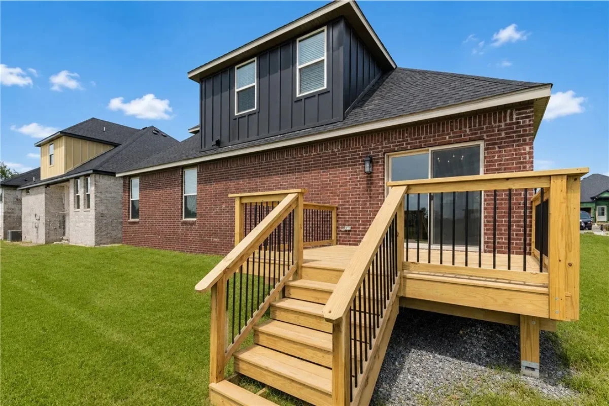 6608 SW Orange Ave, Bentonville, AR 72713 Home for Sale - Back Yard