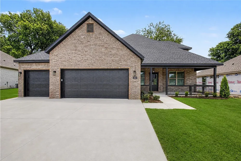 802_W_Kelleyann_St_Siloam_Springs_AR_72761 802 W. Kelleyann St., Siloam Springs, AR 72761