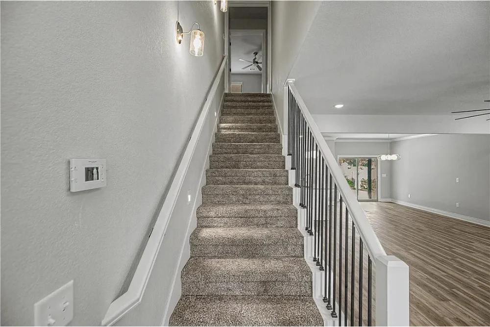 802_W_Kelleyann_St_Siloam_Springs_AR_72761_Stairway 802 W. Kelleyann St., Siloam Springs, AR 72761 - Stairway