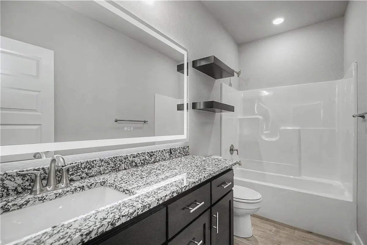 New Homes in Bentonville, AR - 6801 SW Orange Ave 72712 - Guest Bathroom