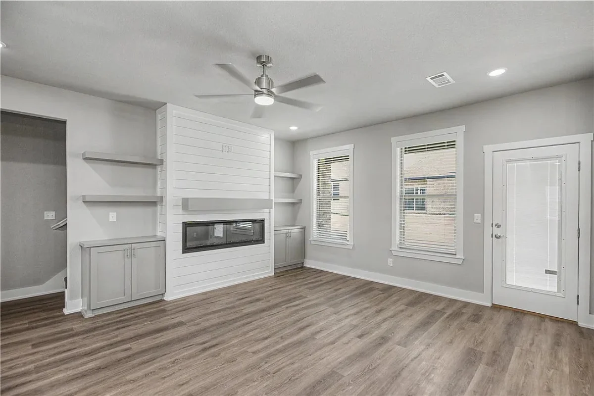 New Homes in Bentonville, AR - 6801 SW Orange Ave 72712 - Living Room