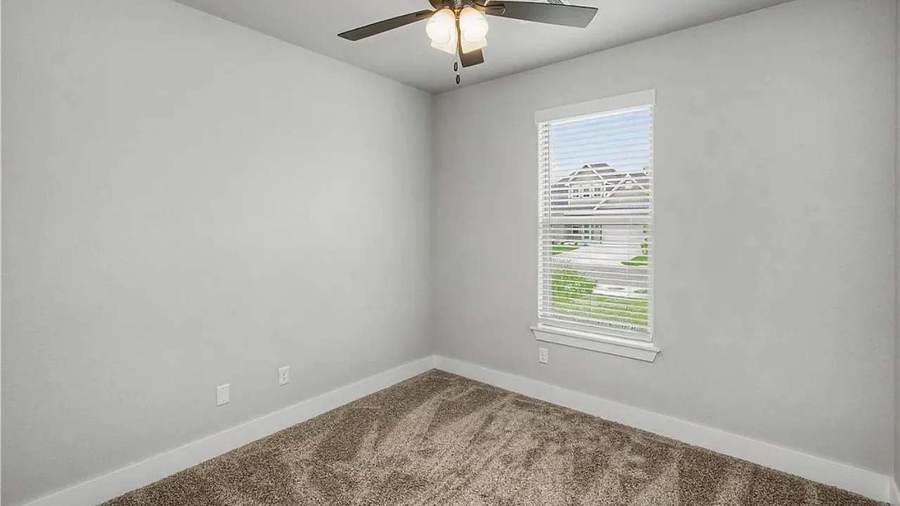 New Homes in Bentonville, AR - 6803 SW Orange Ave, 72712 - Guest Bedroom